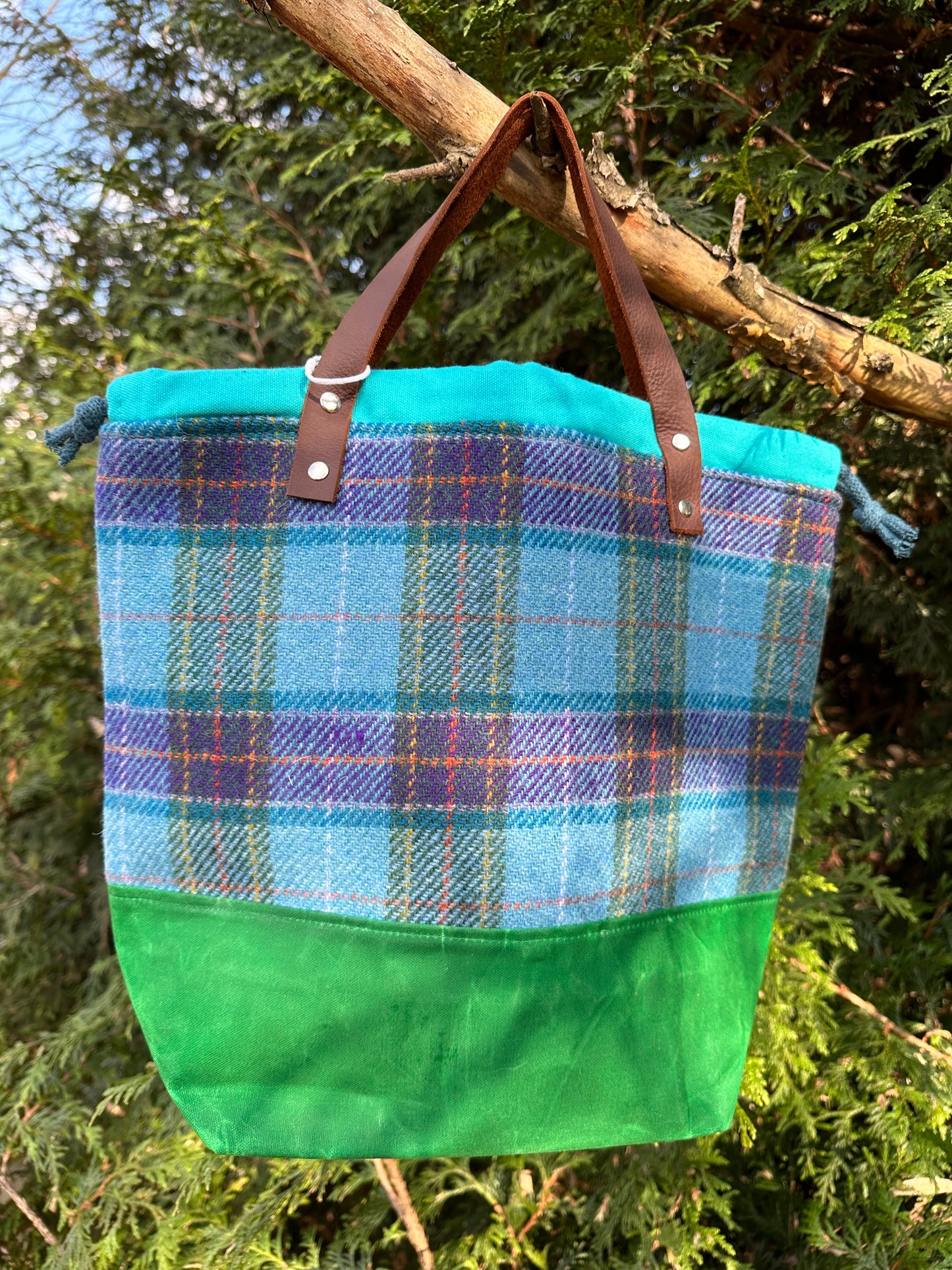 Harris Tweed Large Drawstring