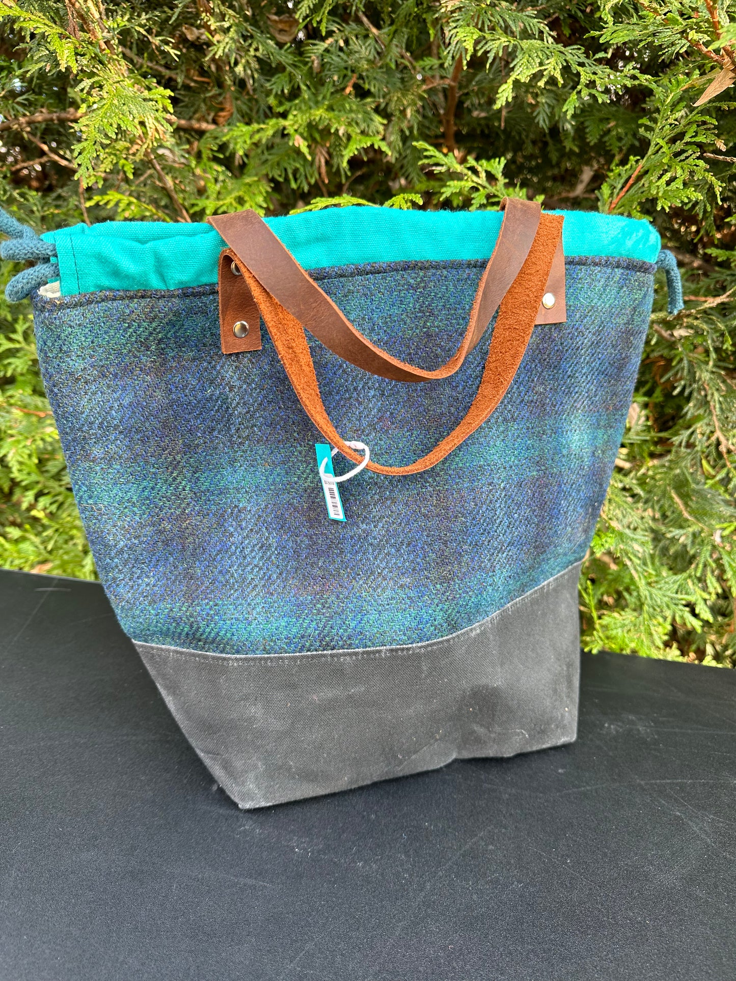 Harris Tweed Large Drawstring