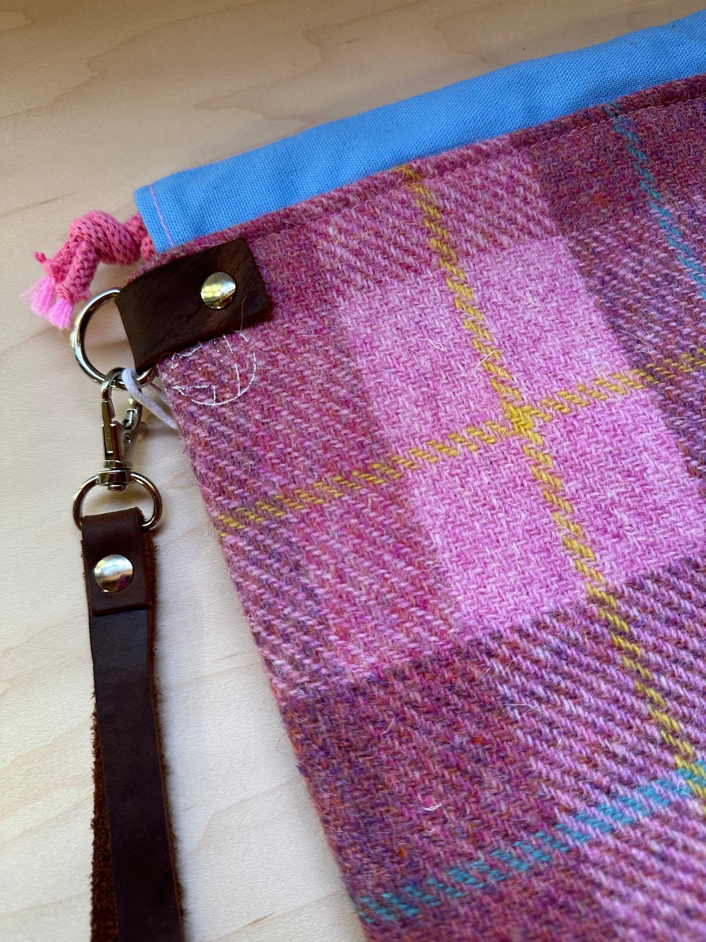 Harris Tweed Medium Drawstring