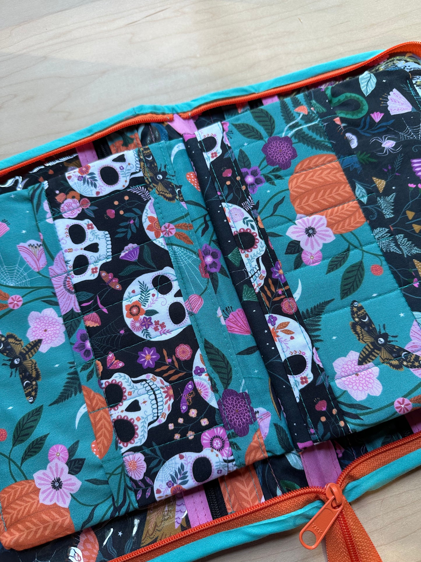 Deluxe Needle Binder