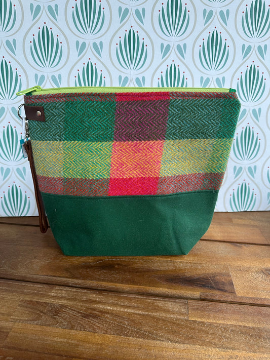 Harris Tweed Zipper Bag