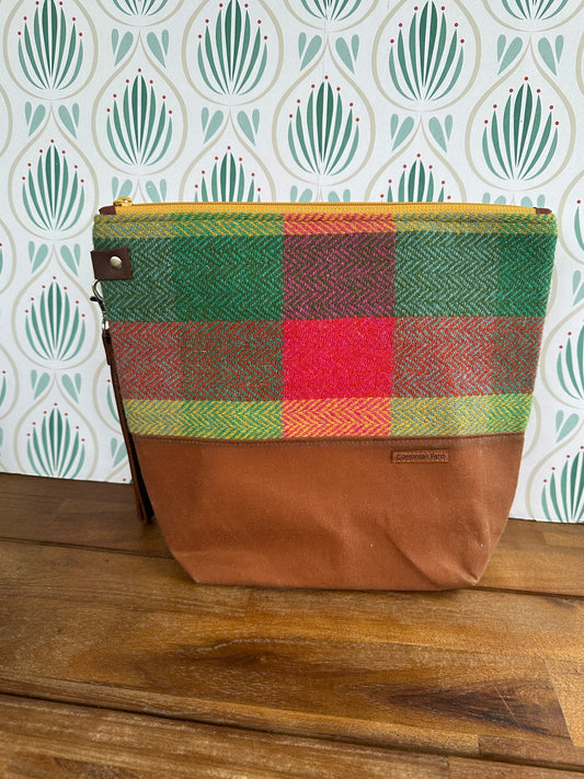 Harris Tweed Zipper Bag