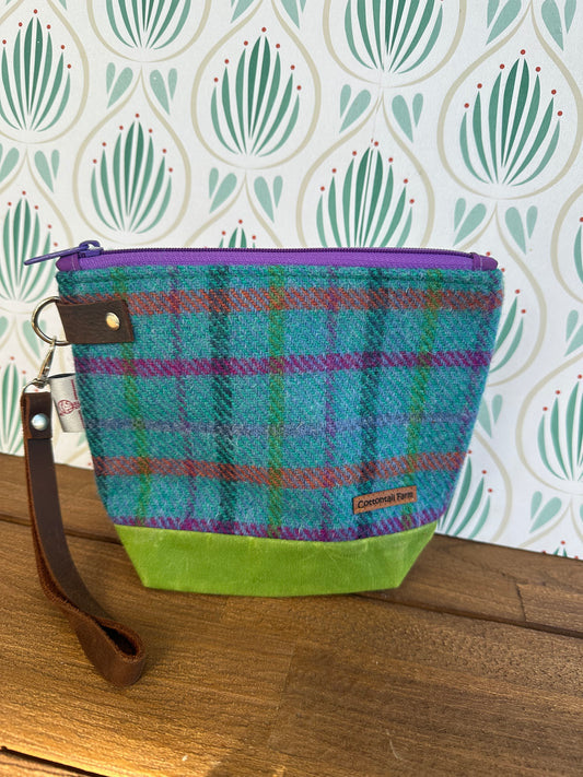 Harris Tweed Wristlet, Socks & Hats