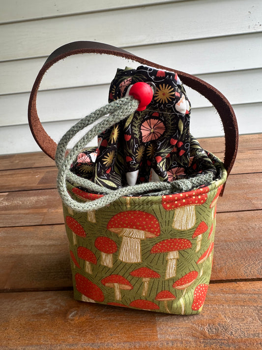 Mini Bucket