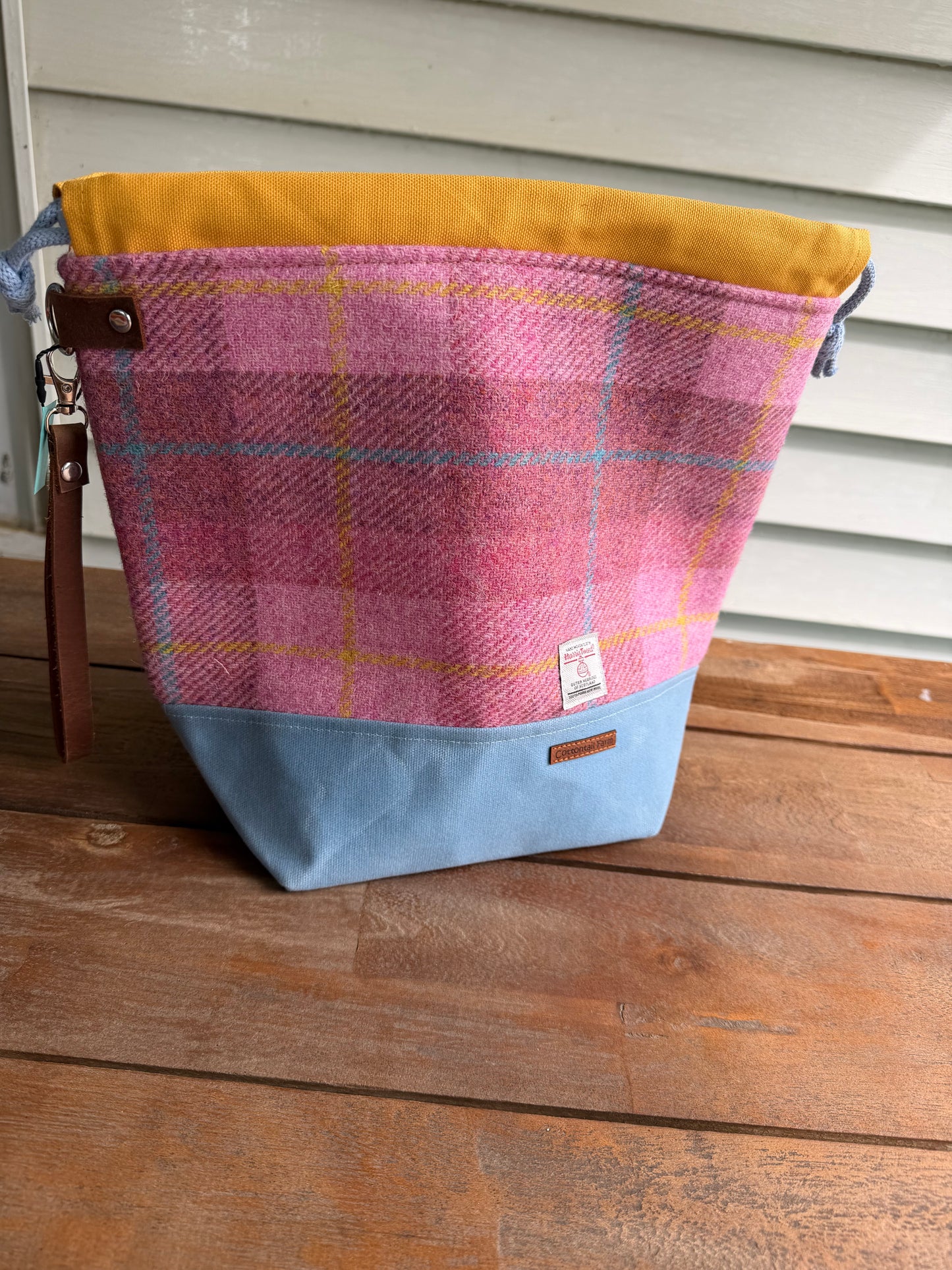 Harris Tweed Medium Drawstring