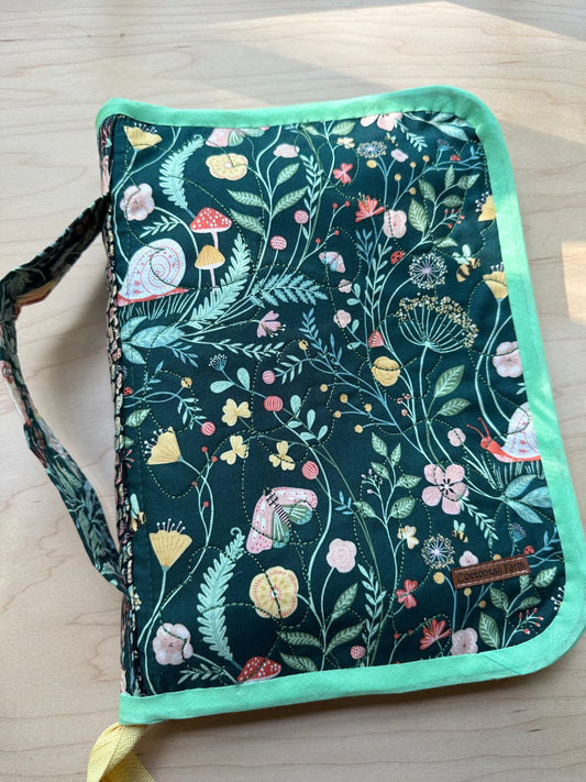 Deluxe Needle Binder